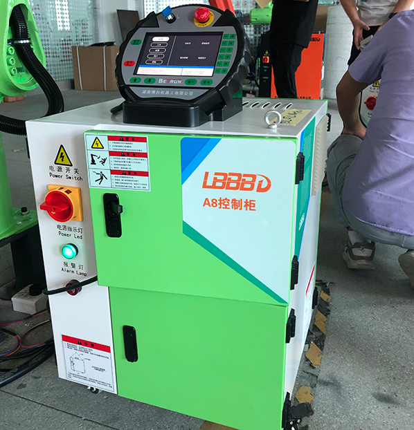 焊接機(jī)器人控制系統(tǒng)